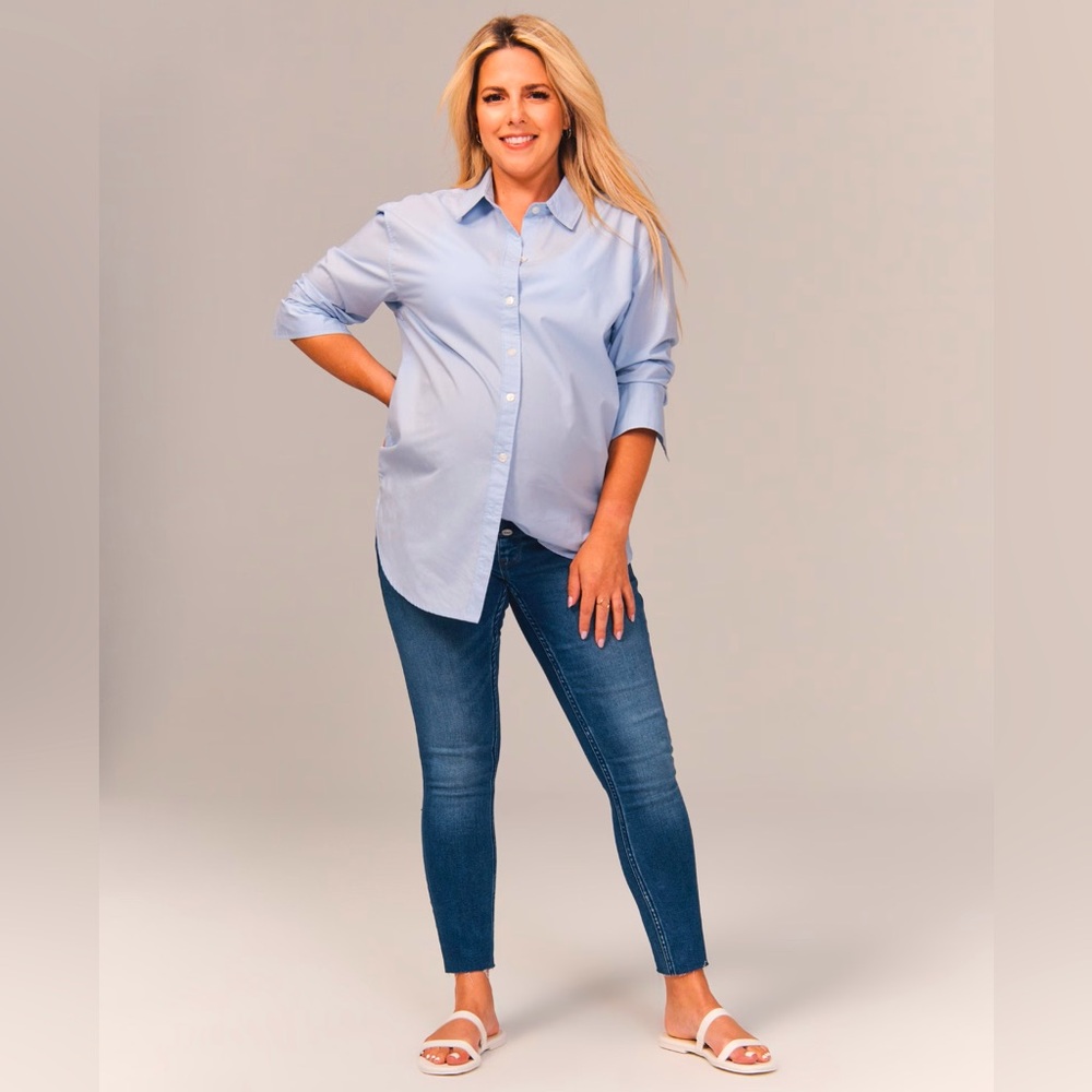 Abercrombie & Fitch Maternity “The Jean Legging”